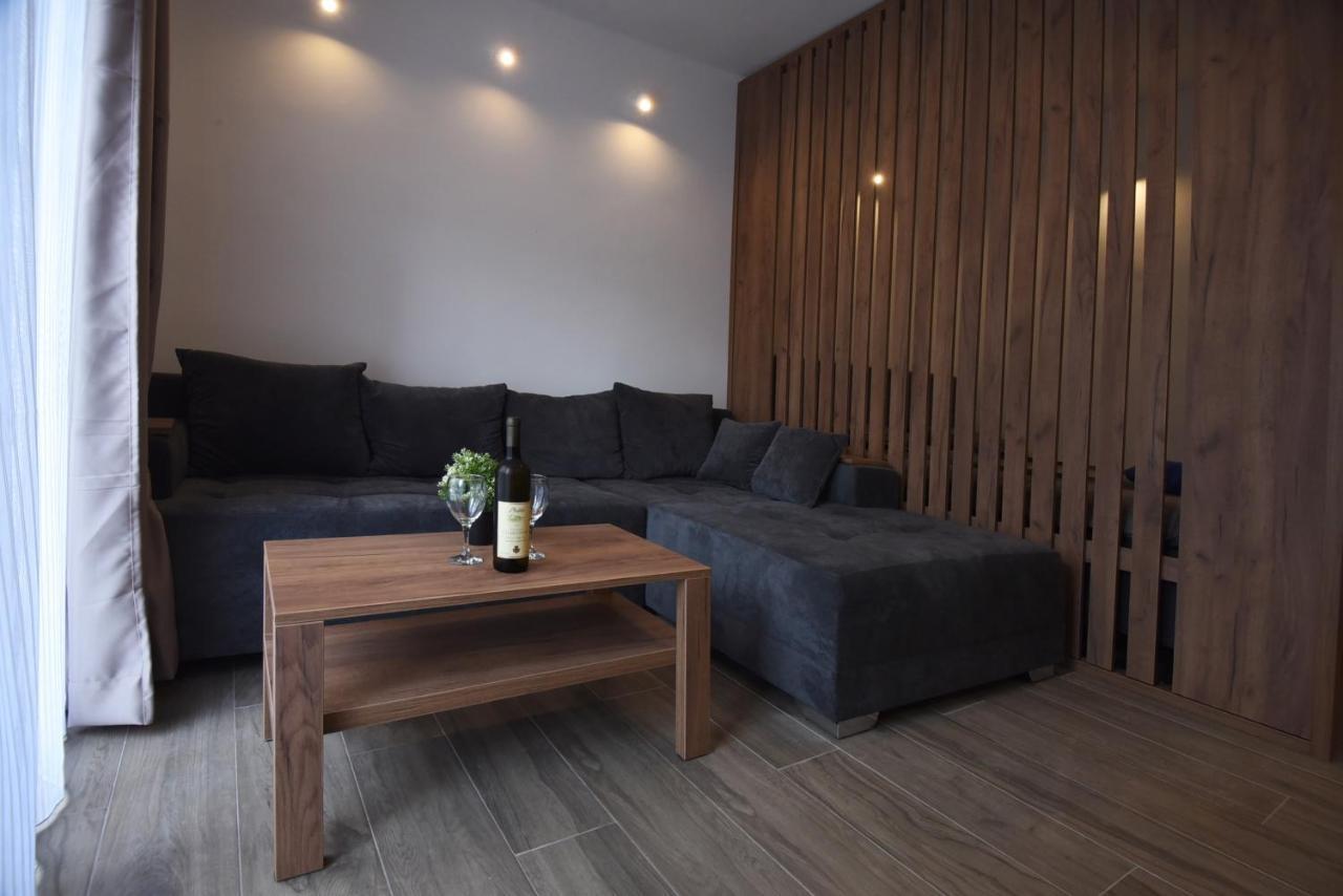 Tasos Apartment Belgrad Exterior foto